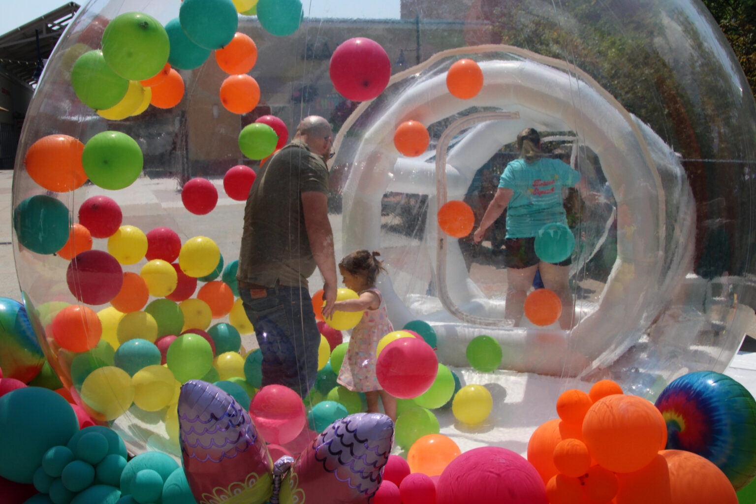 Limerick Outlets Shopping Day Attracted DealSeekers
