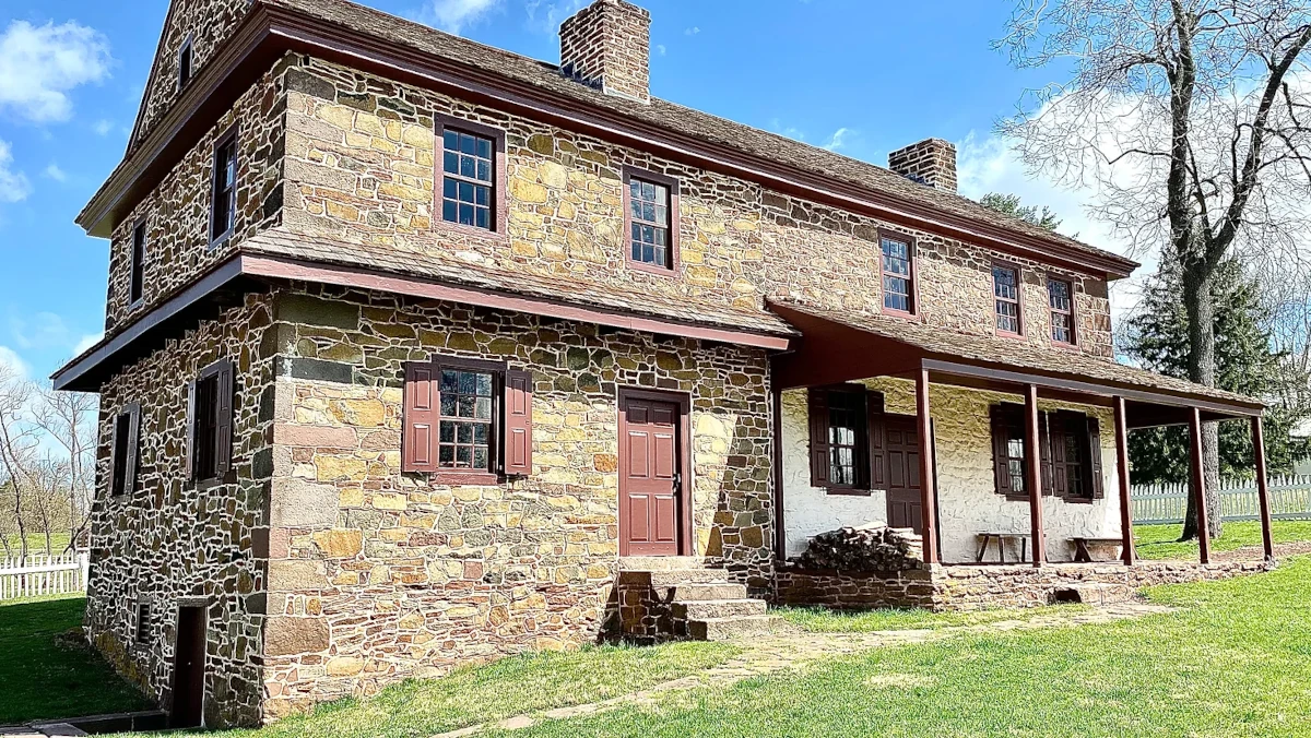 At Boone Homestead, Take Your Dog on a ‘History Hike’